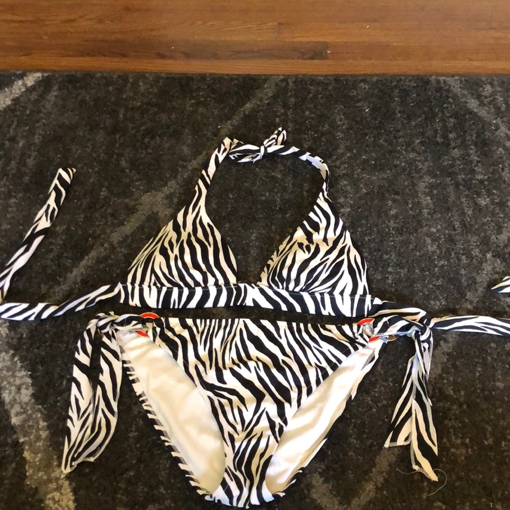 Size medium zebra print VS bikini